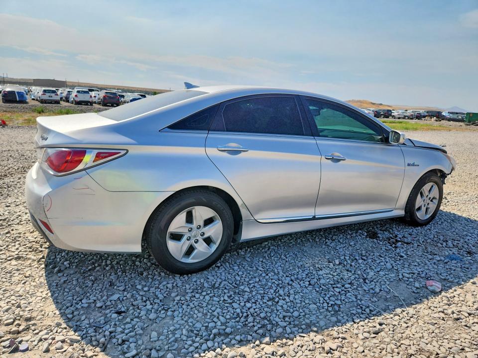 2012 Hyundai Sonata VIN KMHEC4A48CA020397 COPART salvage auction — FRONT END, UT - SALVAGE CERTIFICATE, sold $150 on 2026-07-24 (photo 3)