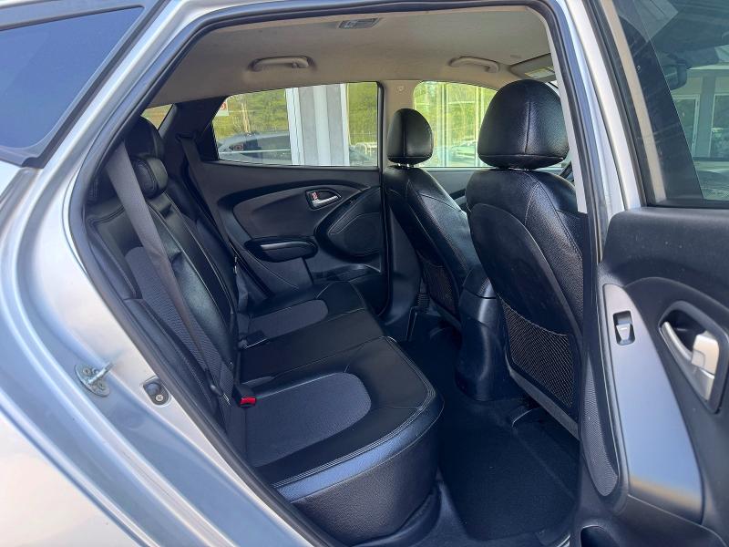 2012 Hyundai VIN KM8JUCAC4CU395912 COPART salvage auction — MINOR DENT/SCRATCHES, Nh - Certificate Of Title (P), sold $1,950 on 2026-07-27 (photo 6)