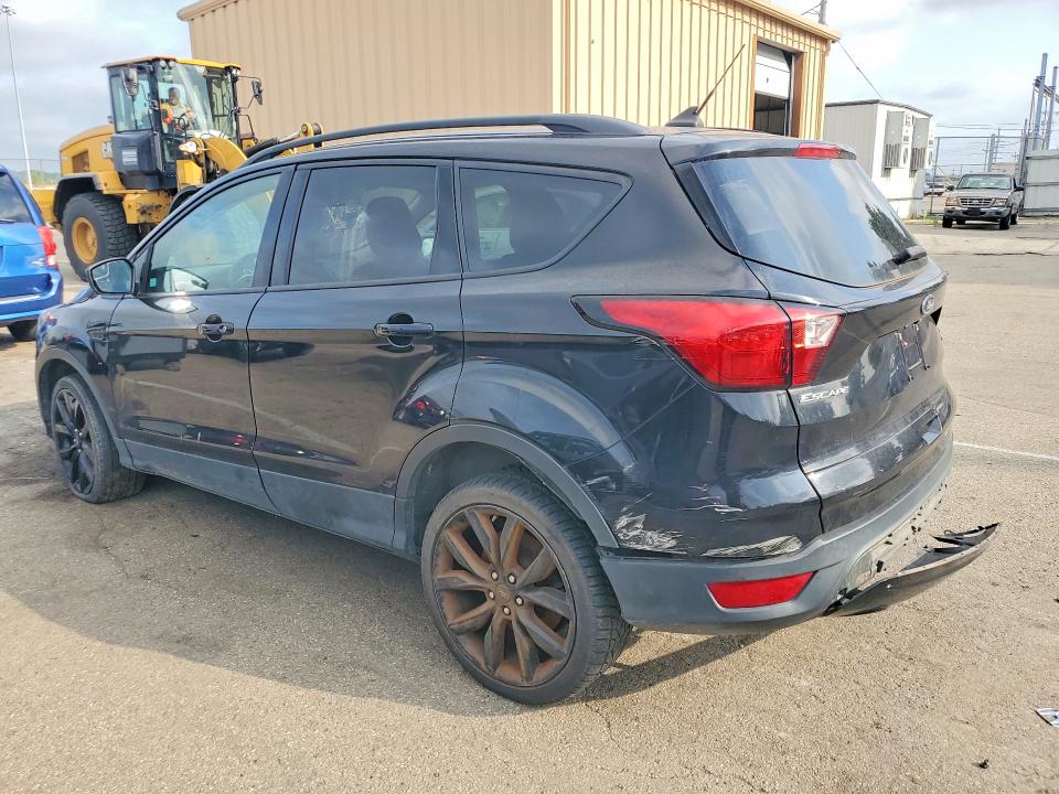2019 Ford Escape VIN 1FMCU9GD6KUA73184 COPART salvage auction — FRONT END, In - Certificate Of Title, sold $2,300 on 2026-07-24 (photo 2)