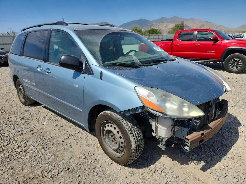 2007 Toyota Sienna VIN 5TDZK23C67S015466 COPART salvage auction — MINOR DENT/SCRATCHES, Ut - Certificate Of Title, sold $350 on 2026-07-28 (photo 4)