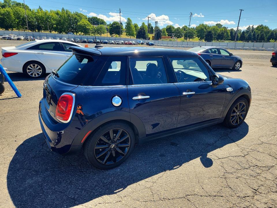 2015 Mini Cooper VIN WMWXU3C55F2B57127 COPART salvage auction — FRONT END, OR - SALVAGE TITLE CERTIFICATE, sold $1,050 on 2026-08-31 (photo 3)