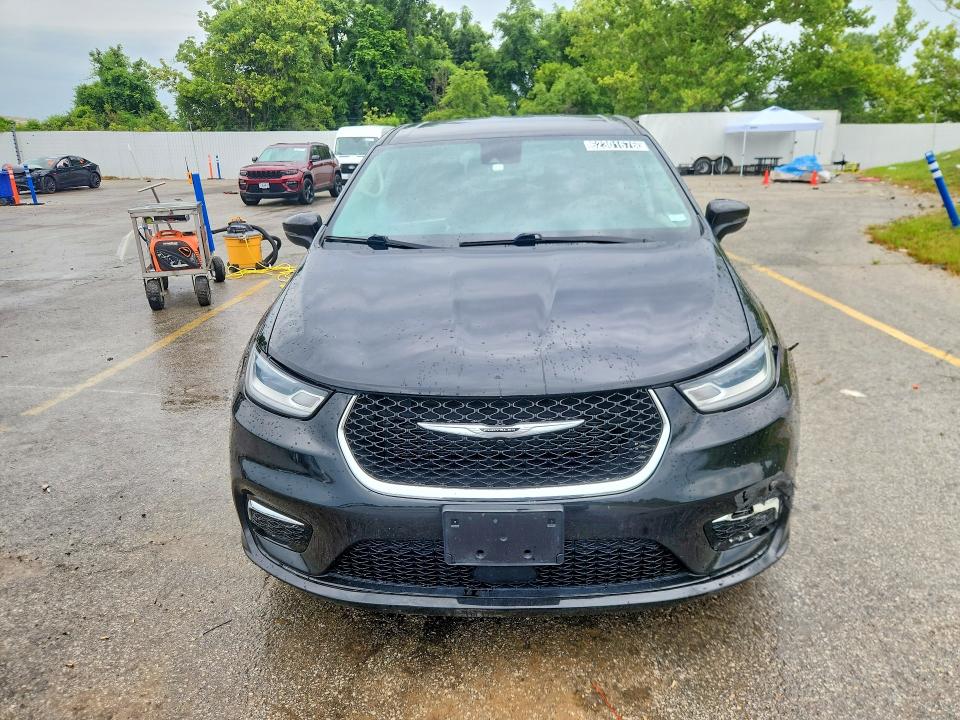 2023 Chrysler Pacifica VIN 2C4RC1BG5PR615819 COPART salvage auction — FRONT END, Mo - Certificate Of Title (P), sold $175 on 2026-07-30 (photo 5)