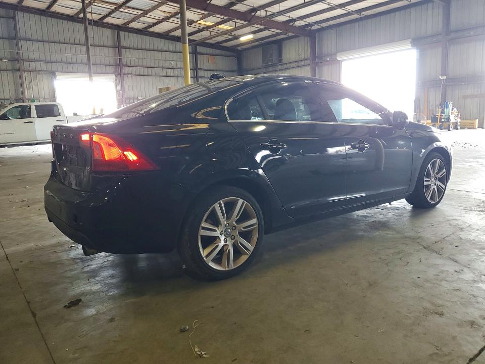 2013 Volvo S60 VIN YV1612FS2D2220000 COPART salvage auction — REAR END, Salvage Title, sold $850 on 2026-07-27 (photo 3)