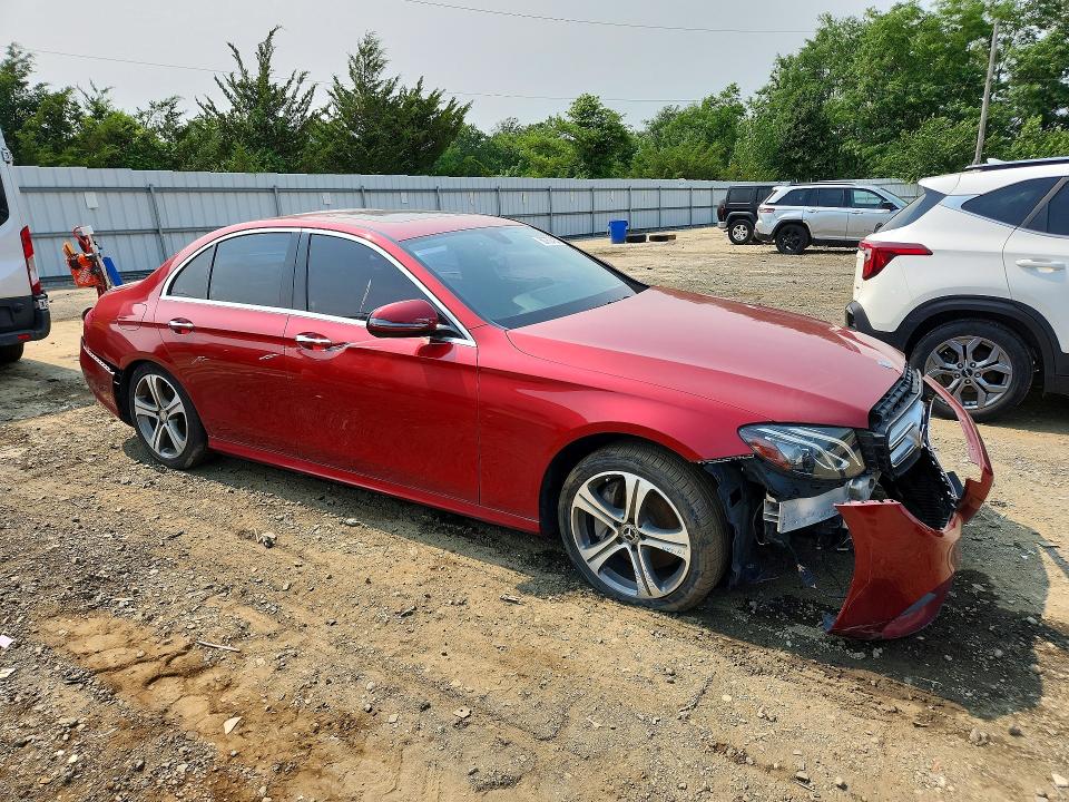 2017 Mercedes-benz E-klasse VIN WDDZF4KB2HA193517 COPART salvage auction — FRONT END, IN - CERTIFICATE OF TITLE, sold $6,800 on 2026-07-28 (photo 4)