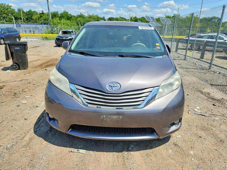 2012 Toyota Sienna VIN 5TDYK3DC7CS262747 COPART salvage auction — MINOR DENT/SCRATCHES, Md - Certificate Of Title, sold $275 on 2026-07-30 (photo 5)