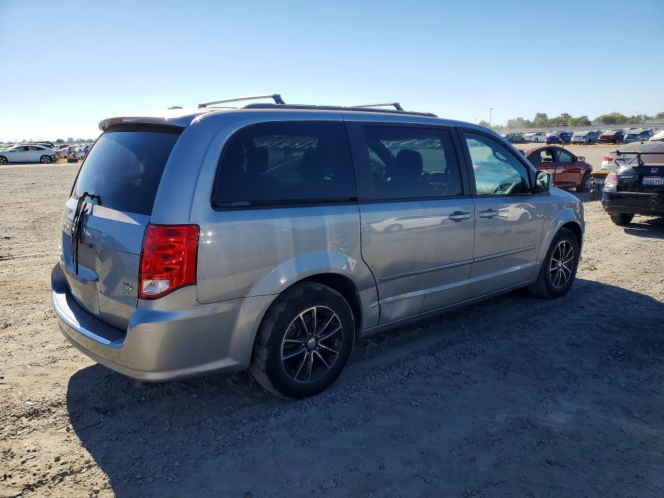 2016 Dodge Caravan VIN 2C4RDGEG5GR384836 COPART salvage auction — SIDE, Mt - Dis/Dlr/Exp Only Clean Title, sold $825 on 2026-09-01 (photo 3)