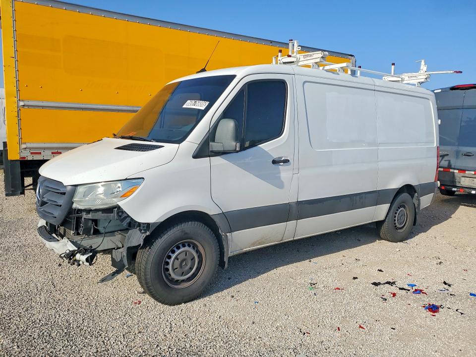 2021 Mercedes-benz Sprinter VIN W1Y4EBHY5MT079688 COPART salvage auction — FRONT END, TX - CERTIFICATE OF TITLE, sold $15,400 on 2026-07-23 (photo 1)