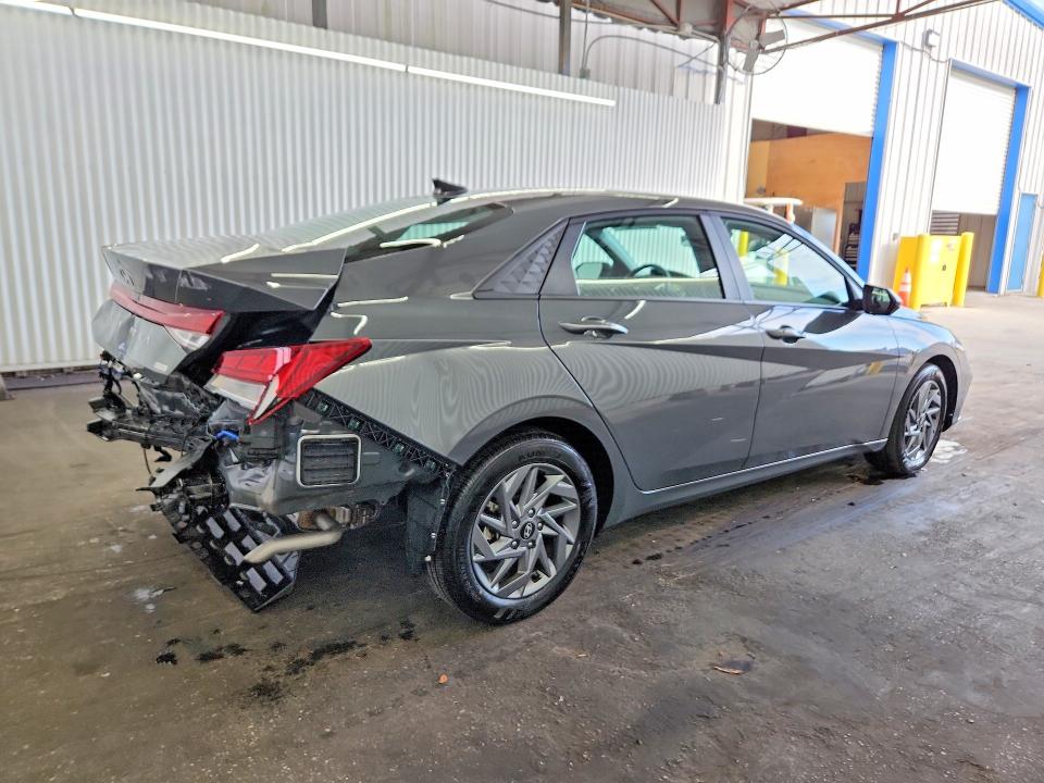 2026 Hyundai Elantra VIN KMHLM4DJ6TU184204 COPART salvage auction — REAR END, FL - CERTIFICATE OF TITLE, sold $6,600 on 2026-07-13 (photo 3)