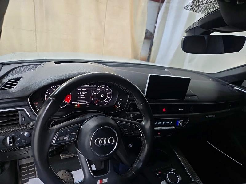 2018 Audi Rs5 VIN WAUC4CF52JA039705 COPART salvage auction — NORMAL WEAR, Tx - Certificate Of Title (P), sold $10,700 on 2026-08-11 (photo 9)