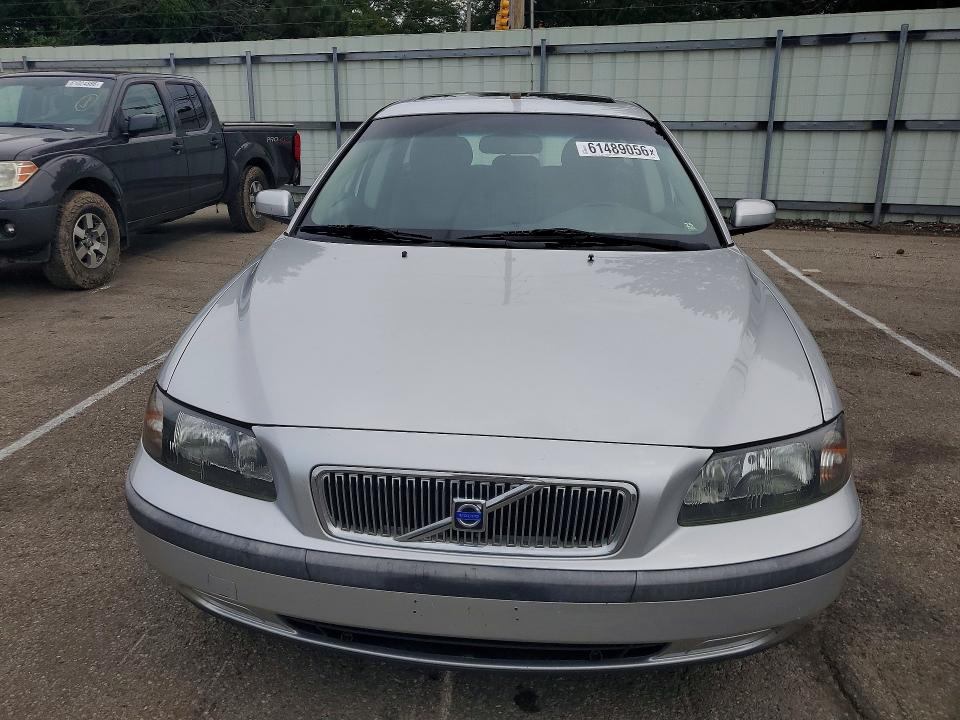 2004 Volvo V70 VIN YV1SW61T742399884 COPART salvage auction — BURN, OH - CERT OF TITLE-SALVAGE, sold $200 on 2026-07-31 (photo 5)