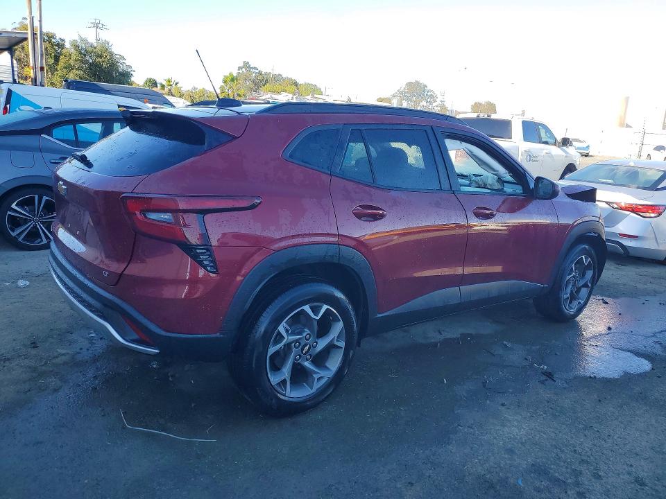 2025 Chevrolet Trax VIN KL77LHEP2SC156663 COPART salvage auction — FRONT END, FL - CERT OF TITLE SLVG REBUILDABLE (P), sold $2,100 on 2026-07-15 (photo 3)