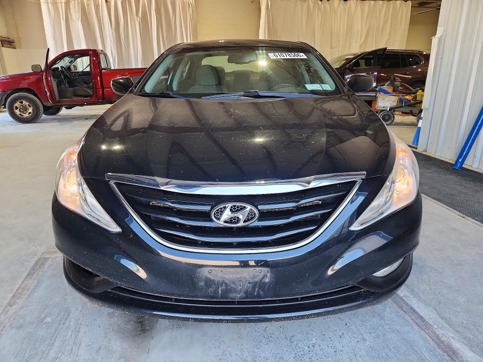 2013 Hyundai Sonata VIN 5NPEB4ACXDH713397 COPART salvage auction — MINOR DENT/SCRATCHES, Ny - Certificate Of Title, sold $1,362 on 2026-07-20 (photo 5)