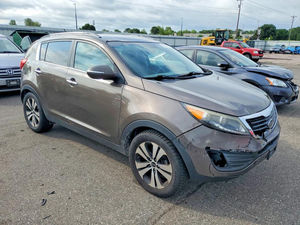 2011 Kia Sportage VIN KNDPC3A25B7108776 COPART salvage auction — FRONT END, Salvage Title, sold $300 on 2026-07-23 (photo 4)