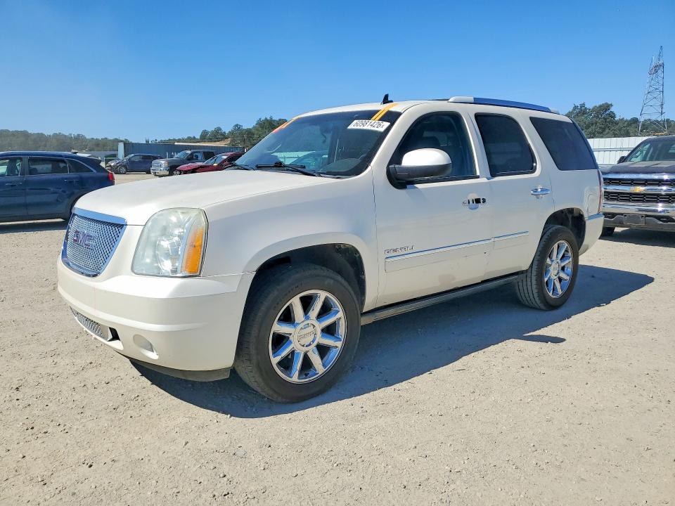 2011 Gmc Yukon VIN 1GKS2EEF3BR392262 COPART salvage auction — VANDALISM, Ca - Salvage Certificate, sold $675 on 2026-07-24 (photo 1)