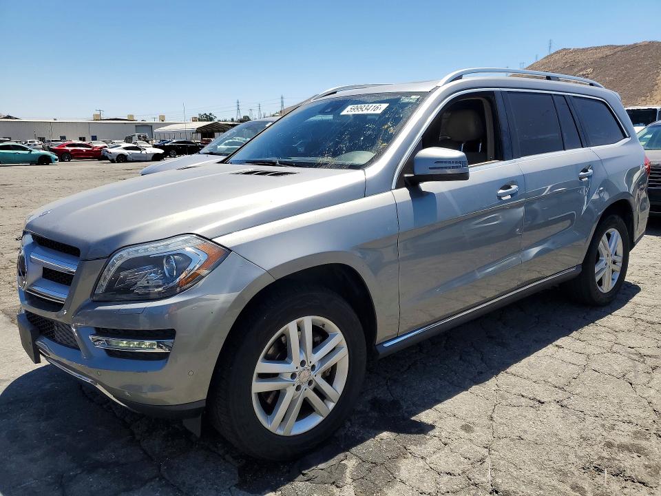 2017 Mercedes-benz Glc VIN WDC0G4JB0HF153323 COPART salvage auction — MINOR DENT/SCRATCHES, Ca - Dis/Dlr/Exp Only Clean Title, sold $950 on 2026-07-23 (photo 1)