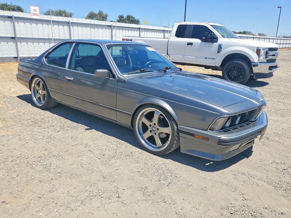 1989 BMW 6 series VIN WBAEC8411K3268049 COPART salvage auction — NORMAL WEAR, CA - DIS/DLR/EXP ONLY CLEAN TITLE, sold $7,000 on 2026-08-04 (photo 4)