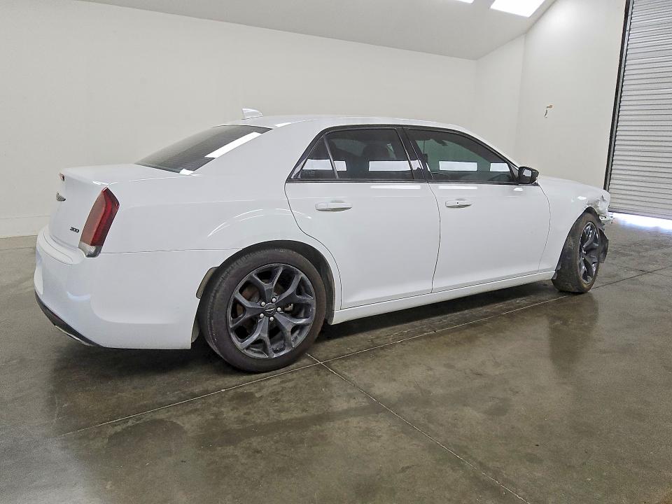 2022 Chrysler 300 VIN 2C3CCAAG1NH107572 COPART salvage auction — FRONT END, Tx - Certificate Of Title, sold $6,400 on 2026-07-16 (photo 3)