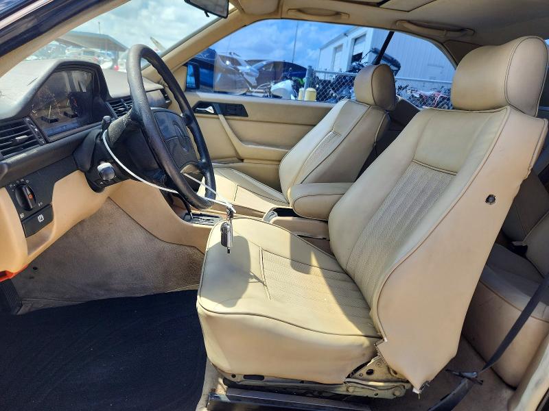 1988 Mercedes-benz 300 VIN WDBEA50D6JA810603 COPART salvage auction — NORMAL WEAR, Tx - Certificate Of Title (P), sold $1,500 on 2026-07-30 (photo 7)