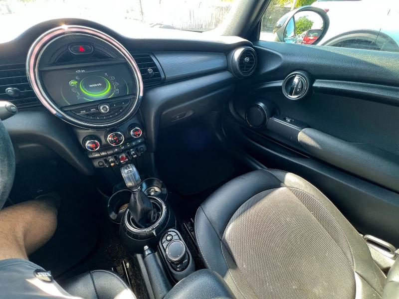 2016 Mini Cooper VIN WMWWG5C59G3C18831 COPART salvage auction — ROOF, Fl - Certificate Of Title (P), sold $875 on 2026-07-21 (photo 9)