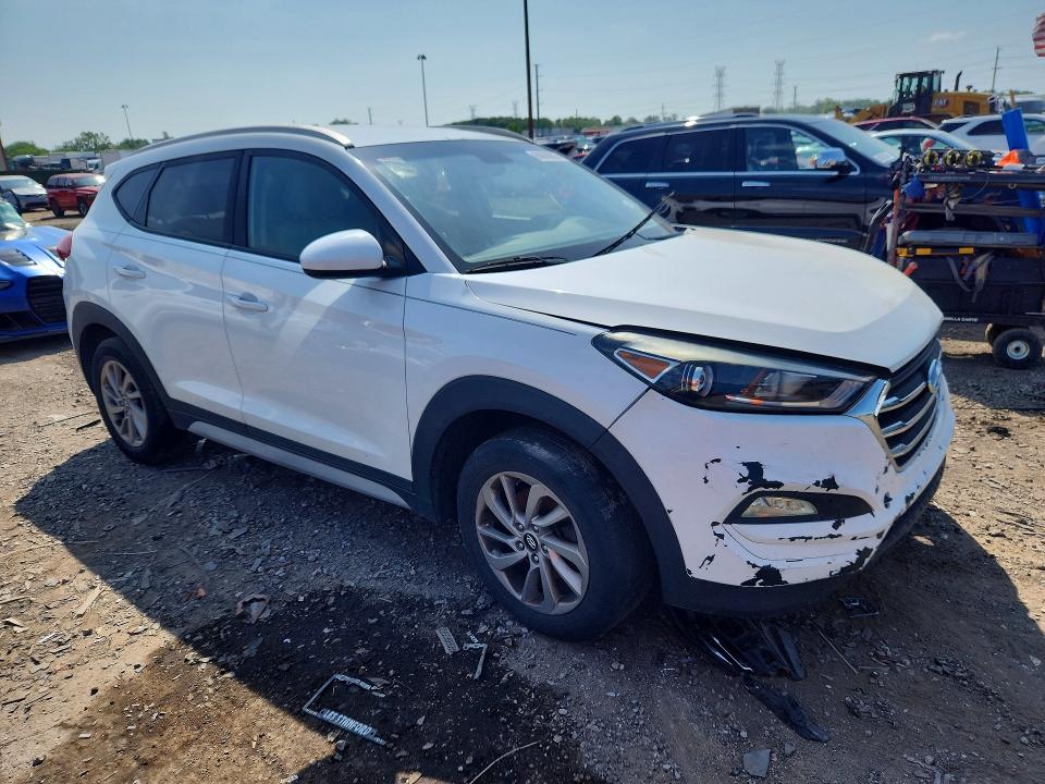 2017 Hyundai Tucson VIN KM8J3CA47HU416836 COPART salvage auction — FRONT END, VA - CERTIFICATE OF TITLE (P), sold $3,150 on 2026-07-28 (photo 4)
