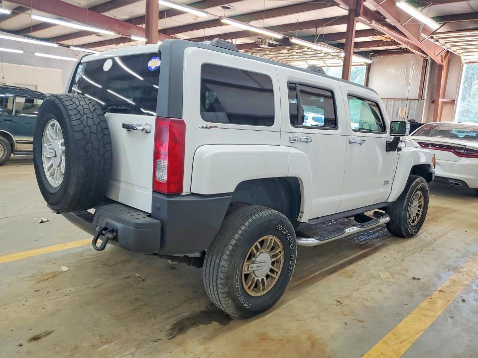 2009 Hummer H3 VIN 5GTEN13E798146732 COPART salvage auction — MINOR DENT/SCRATCHES, In - Dealer Only Clean Title, sold $525 on 2026-07-29 (photo 3)