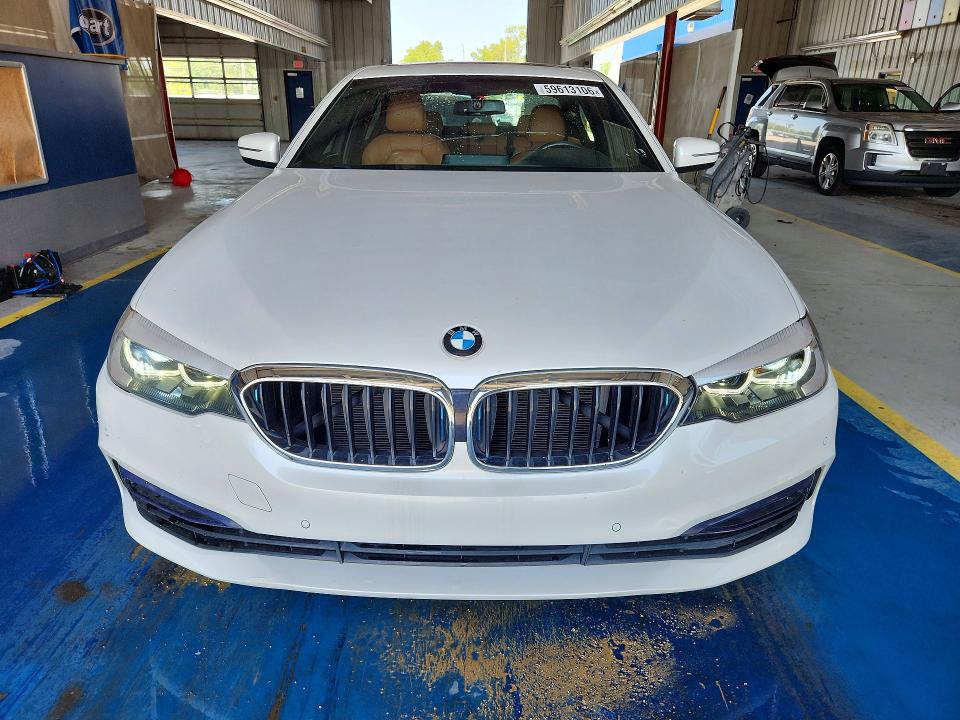 2018 BMW 5er VIN WBAJA9C59JB249025 COPART salvage auction — MINOR DENT/SCRATCHES, Wv - Certificate Of Title, sold $8,100 on 2026-07-20 (photo 5)