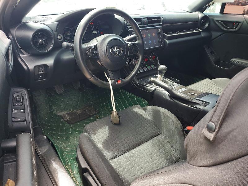 2023 Toyota Gr 86 VIN JF1ZNBB16P9758057 COPART salvage auction — ROLLOVER, Tx - Salvage Vehicle Title, sold $1,350 on 2026-07-28 (photo 8)
