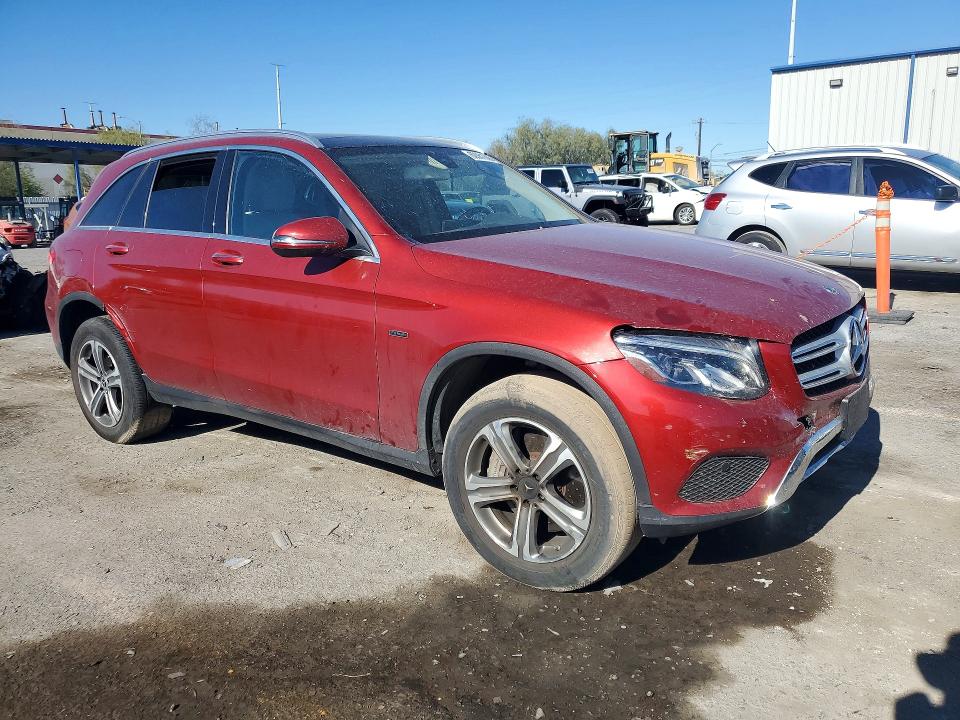 2019 Mercedes-benz Glc VIN WDC0G5EB2KF495797 COPART salvage auction — REAR END, Wi - Certificate Of Title (P), sold $3,850 on 2026-07-28 (photo 4)