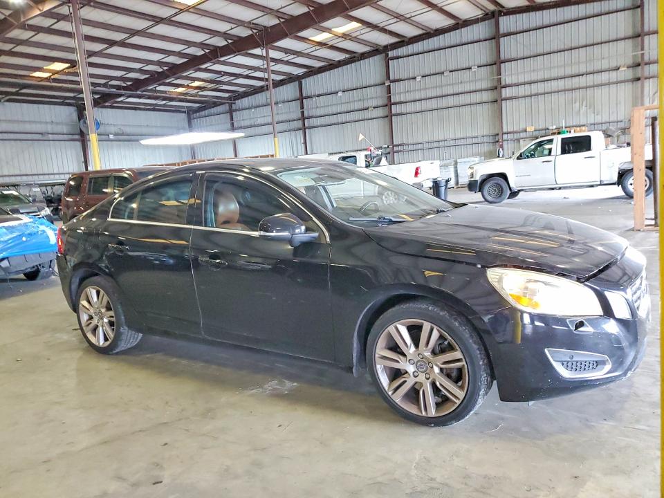 2013 Volvo S60 VIN YV1612FS2D2220000 COPART salvage auction — REAR END, Salvage Title, sold $850 on 2026-07-27 (photo 4)