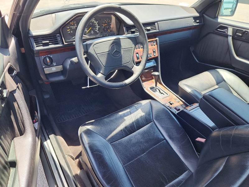 1995 Mercedes-benz E-class VIN WDBEA66EXSC282317 COPART salvage auction — MINOR DENT/SCRATCHES, Ca - Dis/Dlr/Exp Only Clean Title (P), sold $6,800 on 2026-07-31 (photo 8)