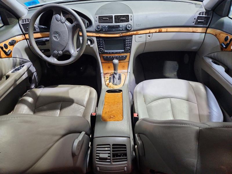 2008 Mercedes-benz E-klasse VIN WDBUF87X58B228852 COPART salvage auction — NORMAL WEAR, Nh - Certificate Of Title, sold $375 on 2026-07-28 (photo 8)