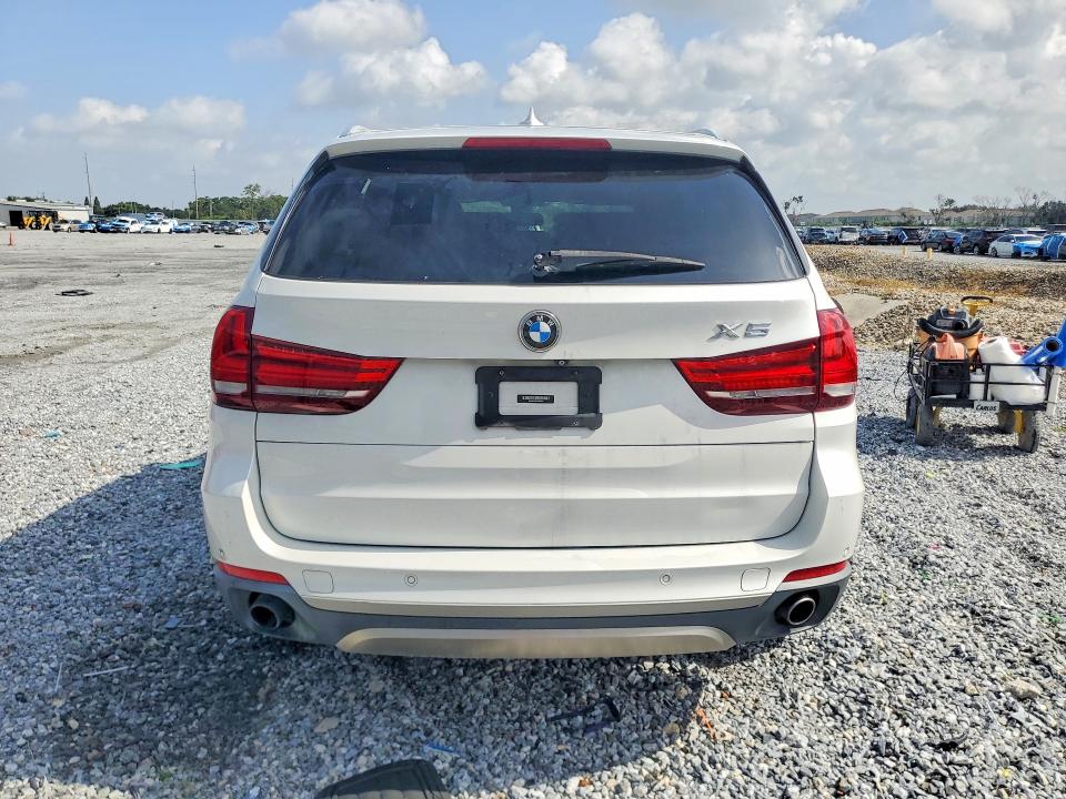 2017 BMW X5 VIN 5UXKR2C3XH0X05351 COPART salvage auction — MINOR DENT/SCRATCHES, Fl - Certificate Of Title (P), sold $4,000 on 2026-07-31 (photo 6)