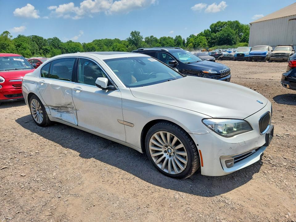 2013 BMW 7er VIN WBAYE4C52DD137066 COPART salvage auction — SIDE, Pa - Certificate Of Salvage, sold $650 on 2026-08-03 (photo 4)