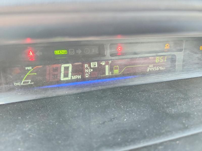 2015 Toyota Prius v VIN JTDZN3EU0FJ033394 COPART salvage auction — MINOR DENT/SCRATCHES, Ny - Certificate Of Title, sold $1,450 on 2026-07-29 (photo 9)