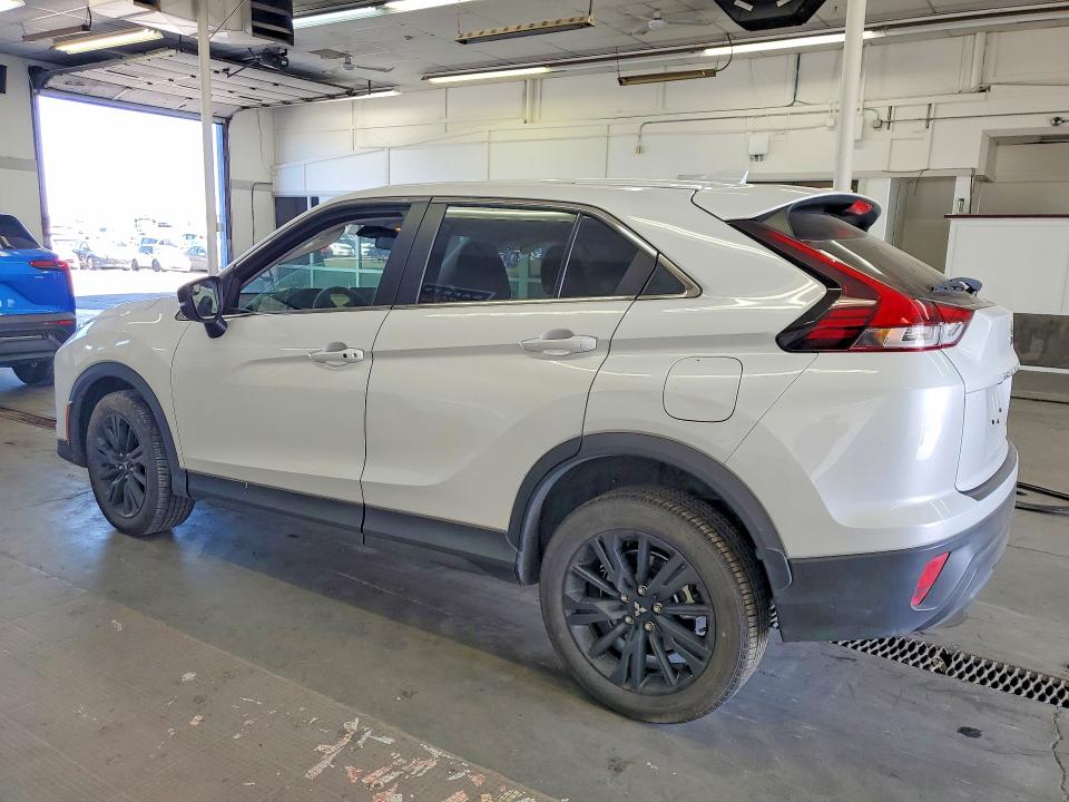 2025 Mitsubishi ECLIPSE VIN JA4ATVAA7SZ008797 COPART salvage auction — UNDERCARRIAGE, Salvage Title, sold $3,800 on 2026-08-28 (photo 2)