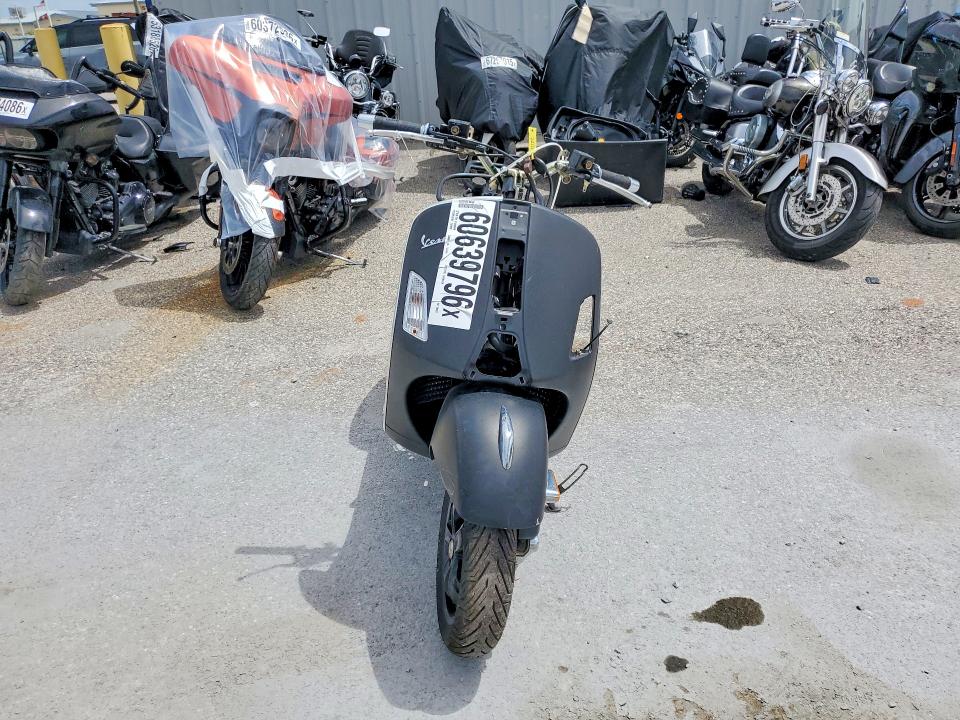 2022 Piaggio VIN ZAPMA39M8N5203362 COPART salvage auction — WATER/FLOOD, Fl - Certificate Of Destruction, sold $10 on 2026-07-28 (photo 2)