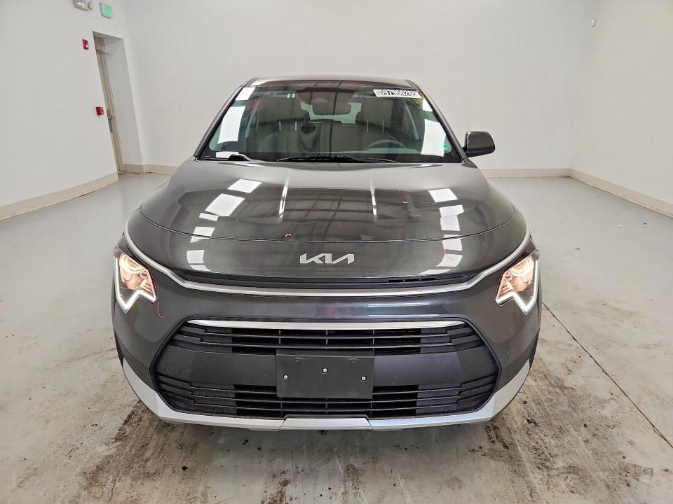 2026 Kia Niro VIN KNDCP3LEXT5318913 COPART salvage auction — SIDE, Va - Certificate Of Title, sold $12,200 on 2026-07-20 (photo 5)