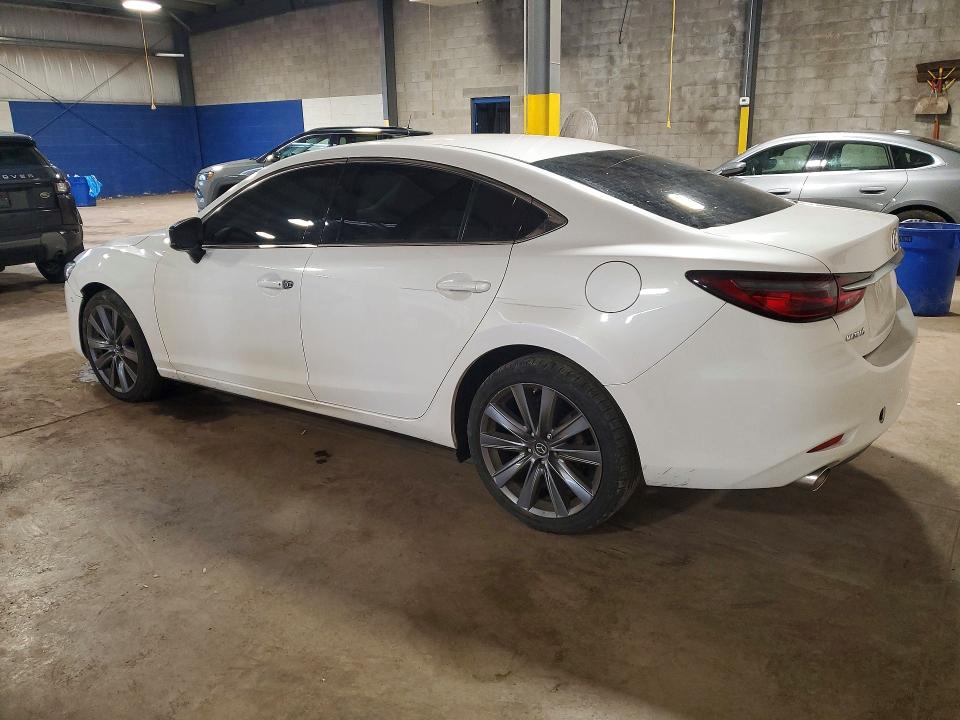 2020 Mazda 6 VIN JM1GL1VMXL1524780 COPART salvage auction — MINOR DENT/SCRATCHES, WV - CERTIFICATE OF TITLE, sold $12,100 on 2026-08-06 (photo 2)