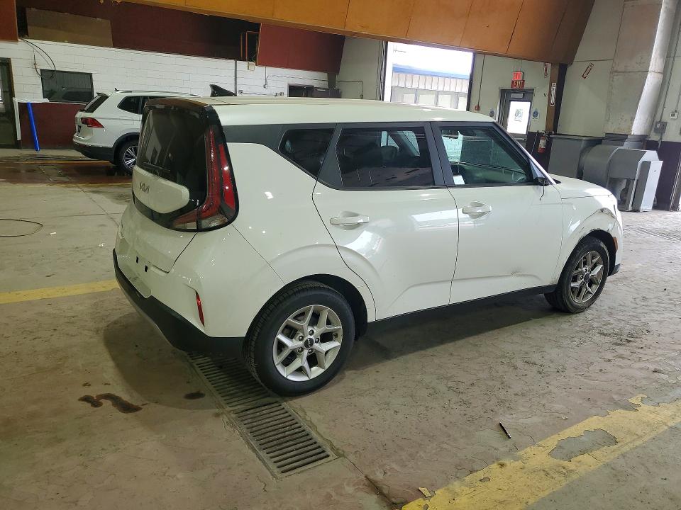 2023 Kia Soul VIN KNDJ23AU7P7861033 COPART salvage auction — FRONT END, MI - CERTIFICATE OF TITLE, sold $4,350 on 2026-07-27 (photo 3)
