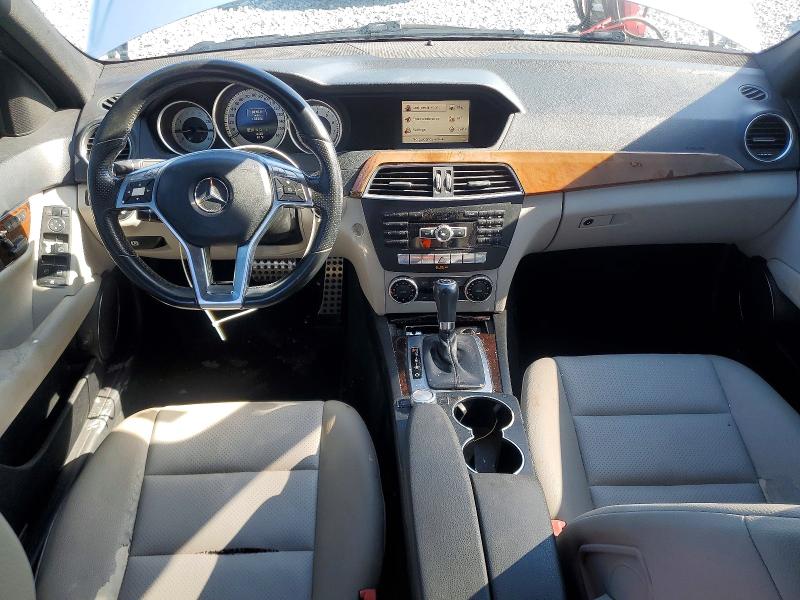 2014 Mercedes-benz C-klasse VIN WDDGF4HB0EA948092 COPART salvage auction — NORMAL WEAR, Fl - Certificate Of Title, sold $375 on 2026-08-04 (photo 8)