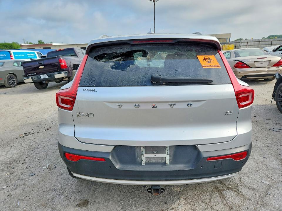 2019 Volvo Xc40 VIN YV4AC2HK7K2061184 COPART salvage auction — FRONT END, IN - CERT OF TITLE-SALVAGE TITLE, sold $625 on 2026-08-21 (photo 6)