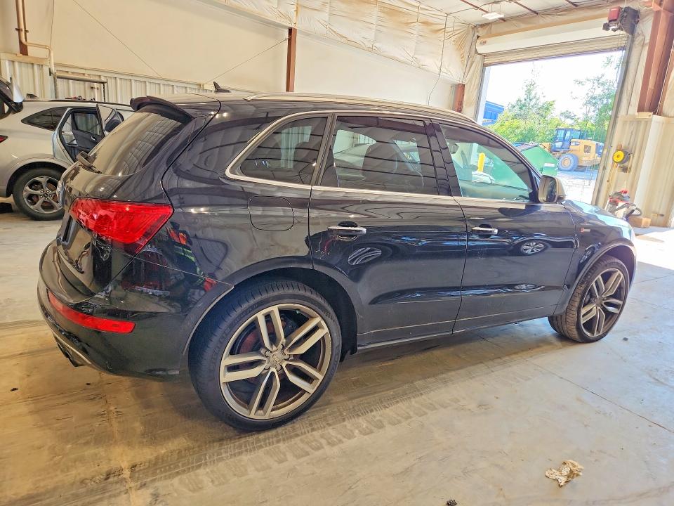 2015 Audi Sq5 VIN WA1CGAFP0FA023424 COPART salvage auction — MINOR DENT/SCRATCHES, Wi - Certificate Of Title, sold $725 on 2026-07-22 (photo 3)