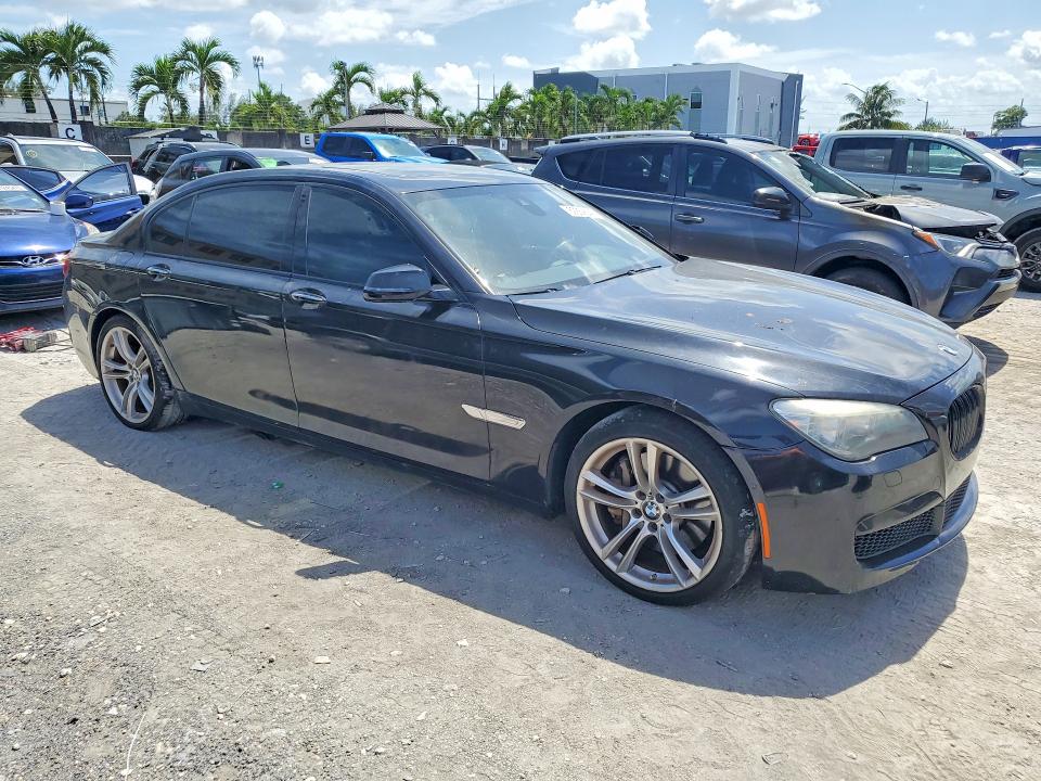 2013 BMW VIN WBAYF8C51DD140108 COPART salvage auction — MINOR DENT/SCRATCHES, Fl - Certificate Of Title, sold $325 on 2026-07-31 (photo 4)