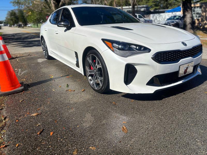 2019 Kia Stinger VIN KNAE35LC2K6052811 COPART salvage auction — NORMAL WEAR, Fl - Certificate Of Destruction (P), sold $950 on 2026-07-18 (photo 1)