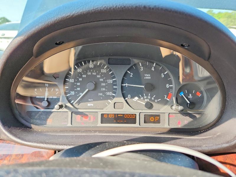 2005 BMW 3 series VIN WBAEV33455KW20133 COPART salvage auction — NORMAL WEAR, Md - Certificate Of Title, sold $225 on 2026-07-28 (photo 9)