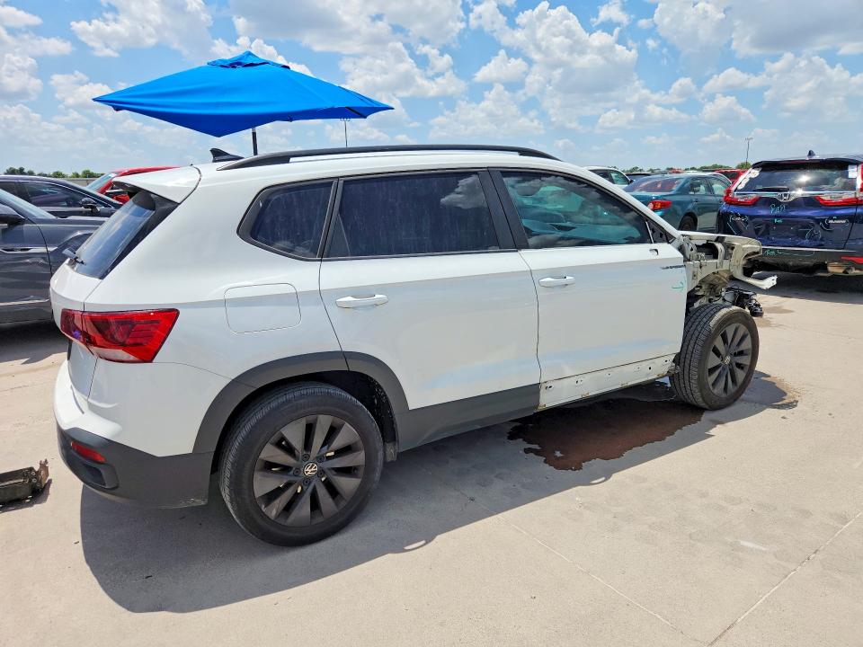 2024 Volkswagen Taos VIN 3VV5X7B28RM058071 COPART salvage auction — FRONT END, Tx - Salvage Vehicle Title, sold $4,800 on 2026-07-09 (photo 3)
