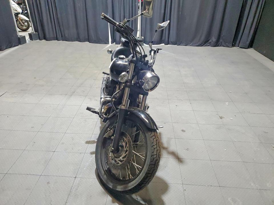 2010 Yamaha Xvs650 VIN JYAVM01E5AA134952 COPART salvage auction — SIDE, OR - SALVAGE TITLE CERTIFICATE, sold $799 on 2026-09-15 (photo 2)