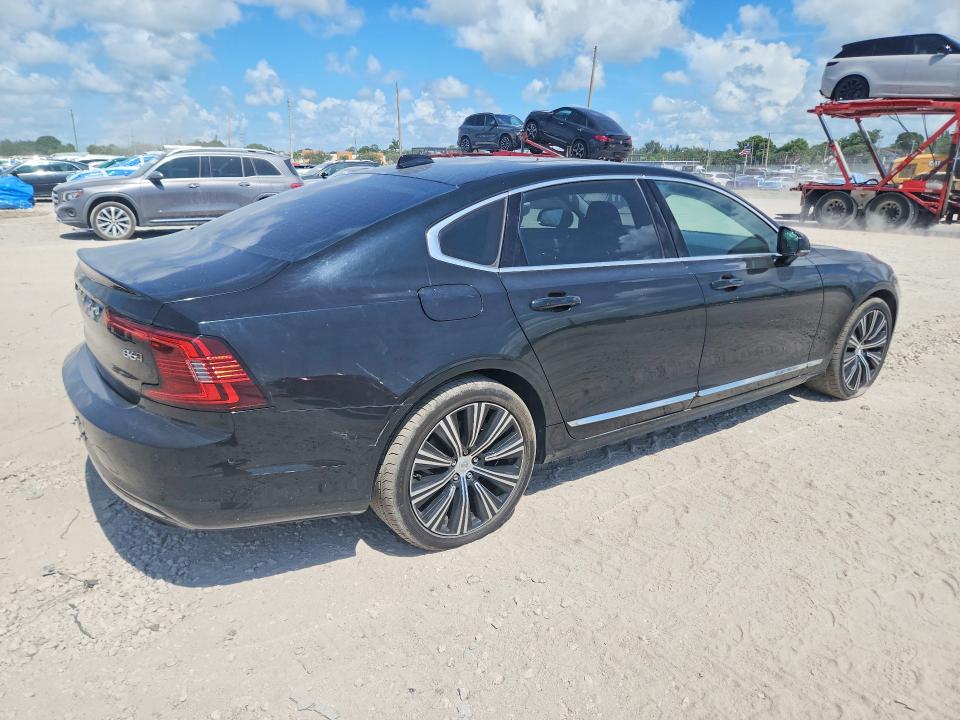 2023 Volvo S90 VIN LVY062MN2PP321760 COPART salvage auction — MINOR DENT/SCRATCHES, NJ - CERT OF TITLE-SALVAGE, sold $8,200 on 2026-07-28 (photo 3)