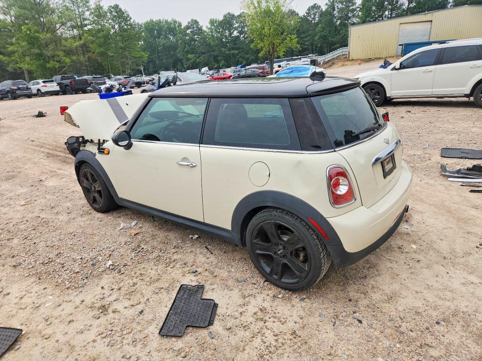 2013 Mini Cooper VIN WMWSU3C58DT549498 COPART salvage auction — FRONT END, Nc - Salvage Certificate Of Title, sold $450 on 2026-08-14 (photo 2)