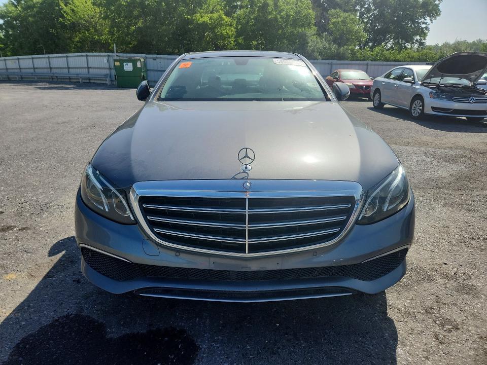2017 Mercedes-benz VIN WDDZF4KB1HA144227 COPART salvage auction — NORMAL WEAR, Va - Certificate Of Title, sold $3,000 on 2026-07-28 (photo 5)